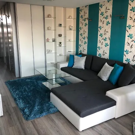 Berzsenyi Apartman Kaposvar Exterior photo