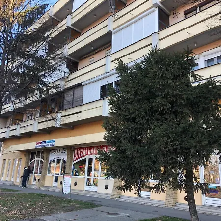 Berzsenyi Apartman Kaposvar Exterior photo