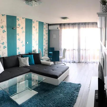 Berzsenyi Apartman Kaposvar Exterior photo